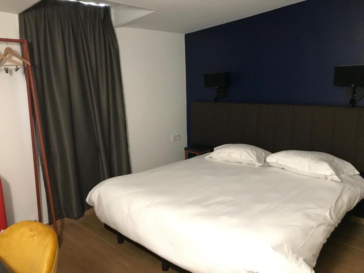 Hotel Amaya Ambares-et-Lagrave Ngoại thất bức ảnh